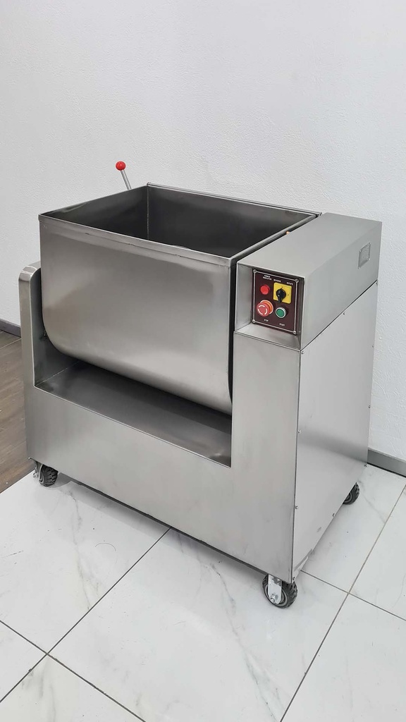 MEZCLADORA DE CARNE 150L