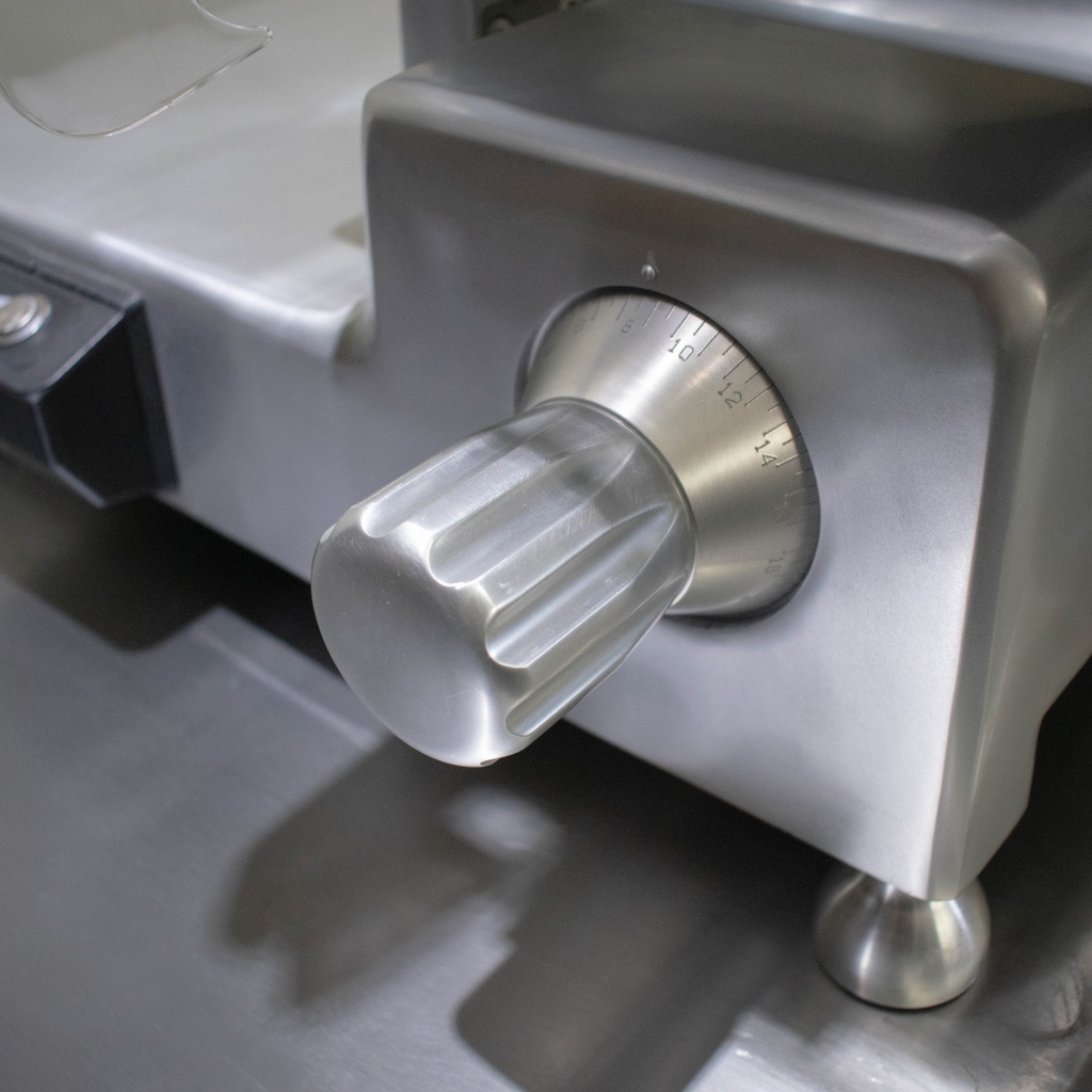 Cortadora de carne 0,5hp - disco de 350mm